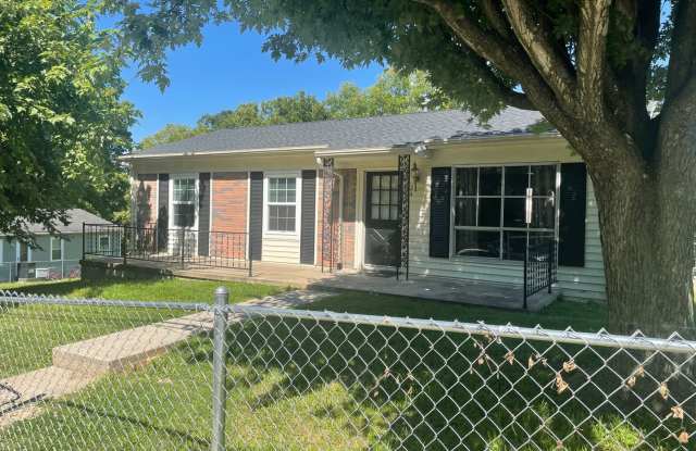 Three bedroom 1 1/2 bath ranch home