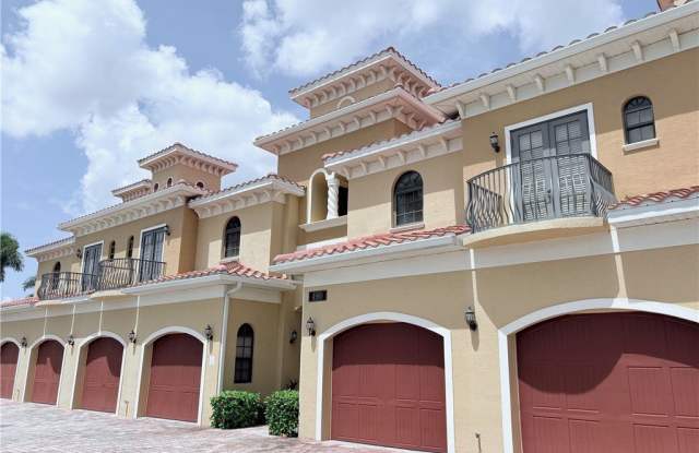 4910 SW 17th Place unit: 6B