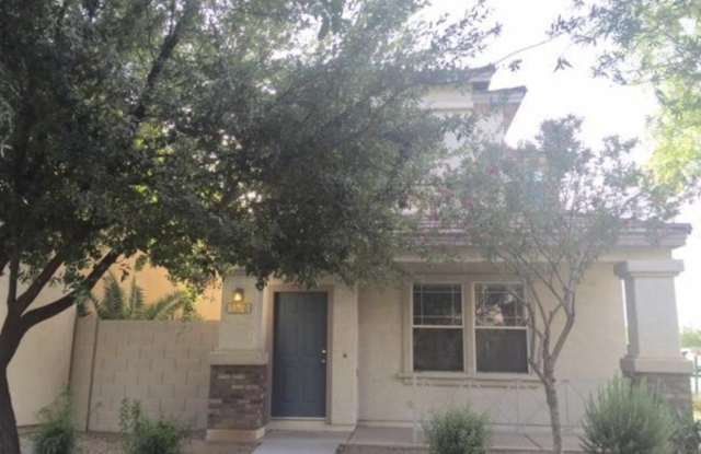 1570 S Owl Drive