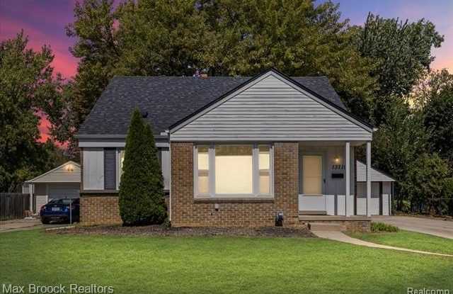 Photo of 13710 Balfour Street