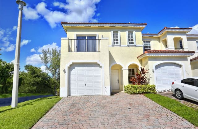 20770 SW 79th Pl - 20770 Southwest 79th Place, Cutler Bay, FL 33189