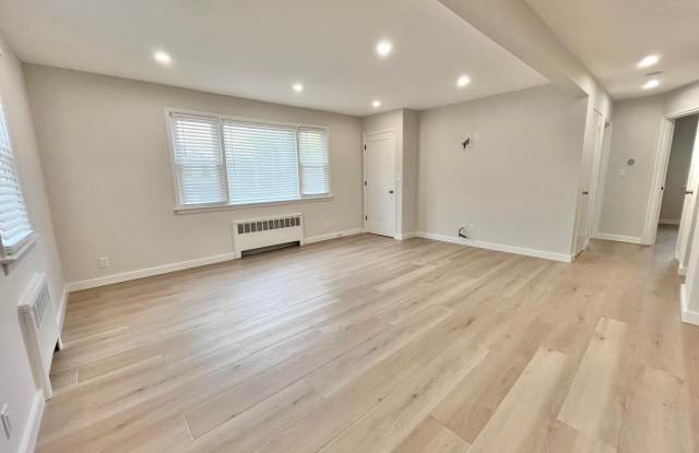 237 Woodland Avenue unit: 1