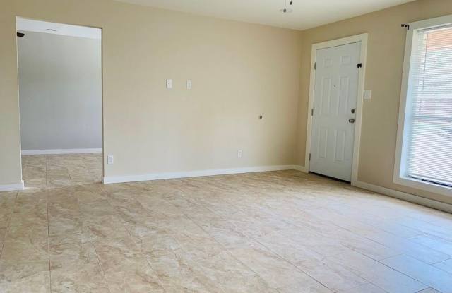 2901 Tamarack Avenue