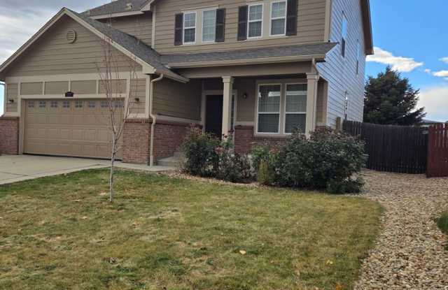 Photo of Beautiful 4-Bed, 3.5-Bath Home with Mountain Views on Quiet Cul-de-Sac