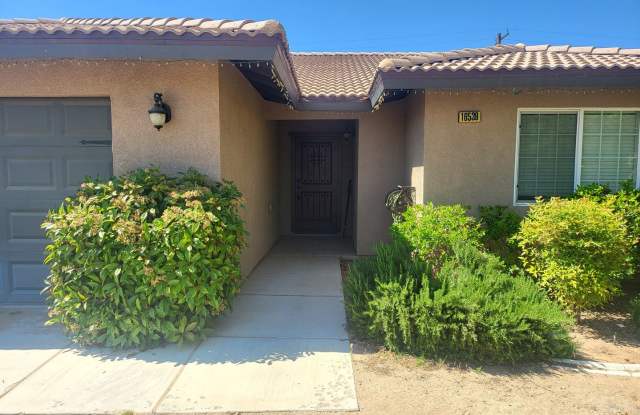 16539 Smoke Tree Street