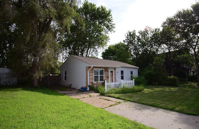 1410 Lindwood Dr - 1410 Lindwood Drive, Carter Lake, IA 51510