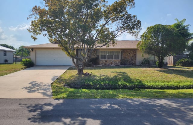 1382 Erlang Avenue - 1382 Erlang Avenue Northwest, Palm Bay, FL 32907