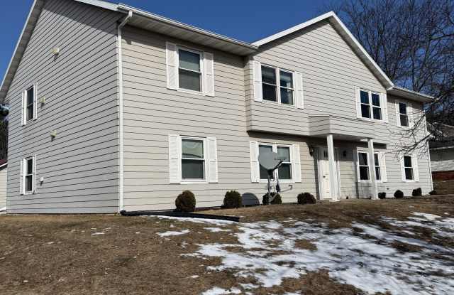 3226 Oak Knoll Drive - 4