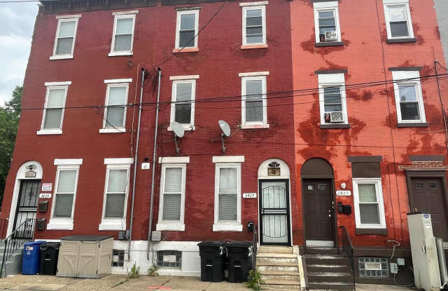 2427 N 10TH Street