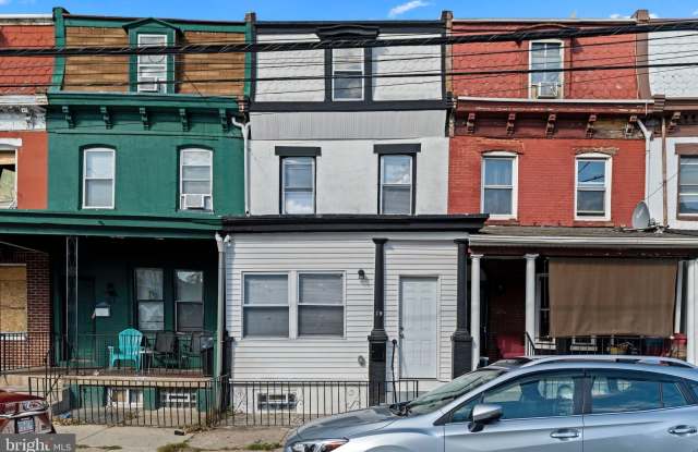 Photo of 19 W SEYMOUR Street