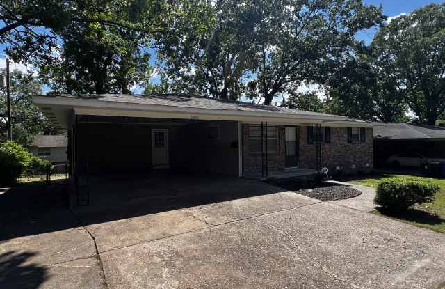 Photo of 2108 Seminole Trl
