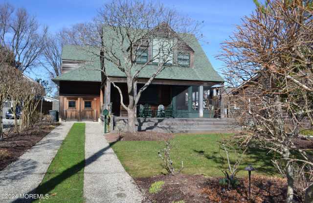 110 Grove Street