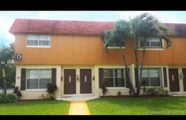 4730 NW 9th Dr - 4730 Northwest 9th Drive, Plantation, FL 33317