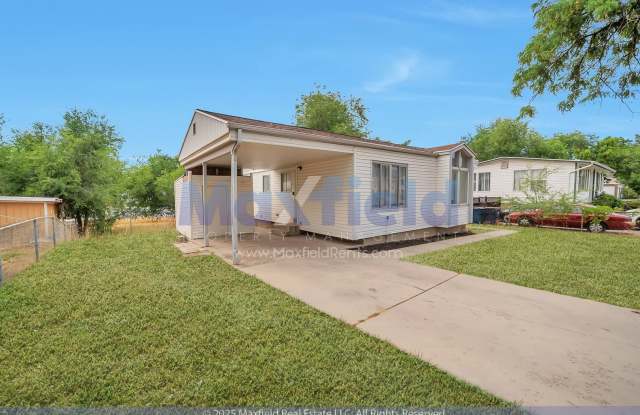 Sandy - 3BD - 1 BTH 1 Carport - Salt Lake County