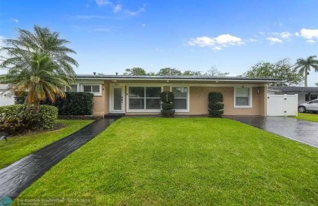 9200 SW 51st Pl - 9200 Southwest 51st Place, Cooper City, FL 33328