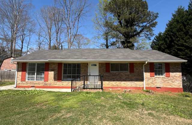 3 Bed 2 Bath in Jonesboro!