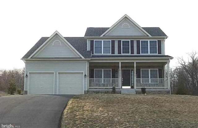 607 MASTERS DRIVE - 607 Masters Drive, Lake Holiday, VA 22625