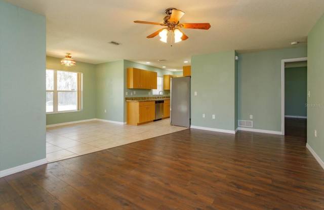 312 W BERCKMAN STREET