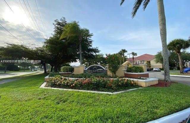 7630 Westwood Dr