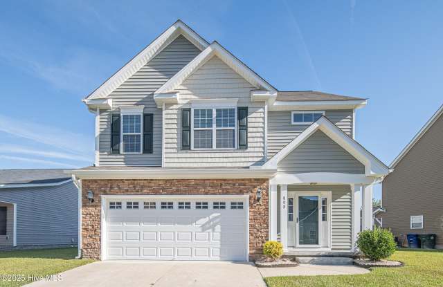 808 Jade Lane