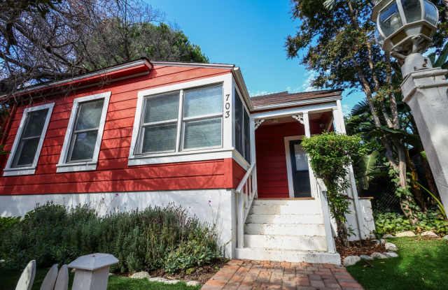 703 Manzanita Avenue