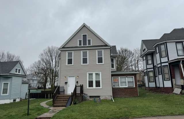 1037 19TH Street