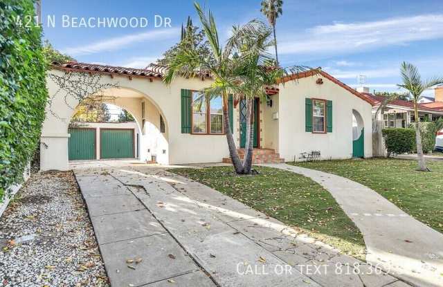 421 N Beachwood Dr