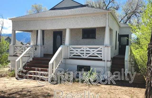 Photo of 2606 North Cascade Avenue