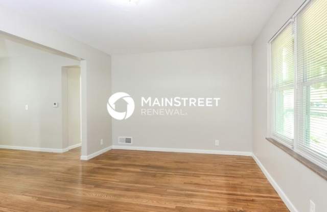 2804 North Moreland Avenue