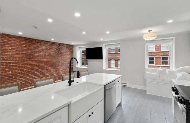 117 Fulton St Unit 5