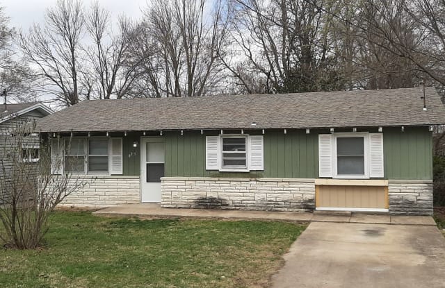 825 E. Talmage St. - 825 East Talmage Street, Springfield, MO 65803