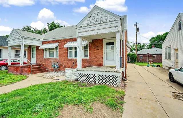 221-223 BAKER
