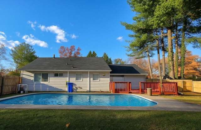 Photo of 15901 PERKINS Lane