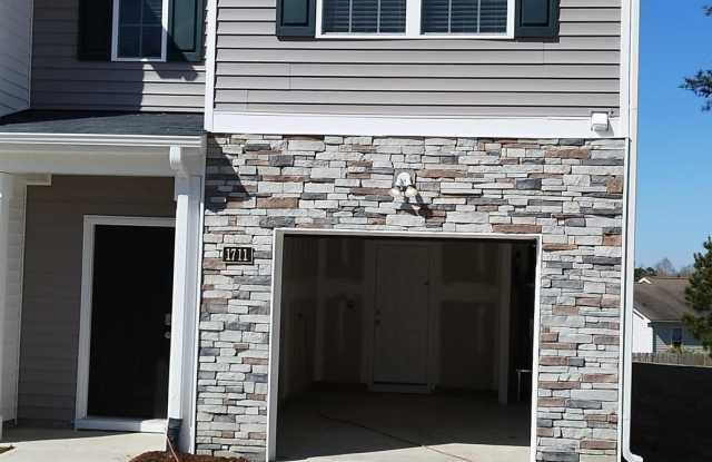 1711 Gracie Lane