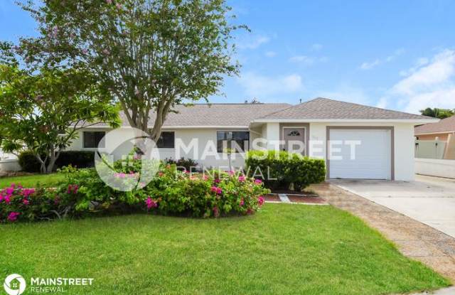 1320 Arlington Circle