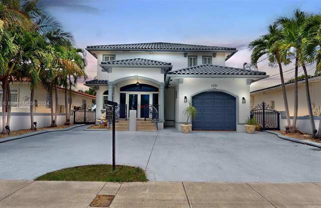 1131 Stillwater Dr