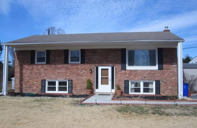 6613 Seneca Drive - 6613 Seneca Drive, Columbia, MD 21046