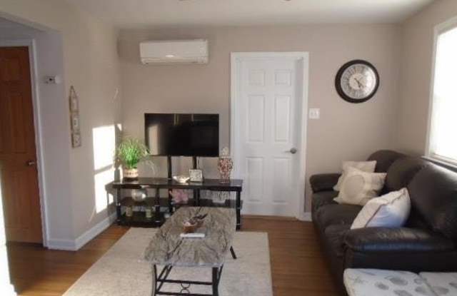 207 N Harding Ave Ave