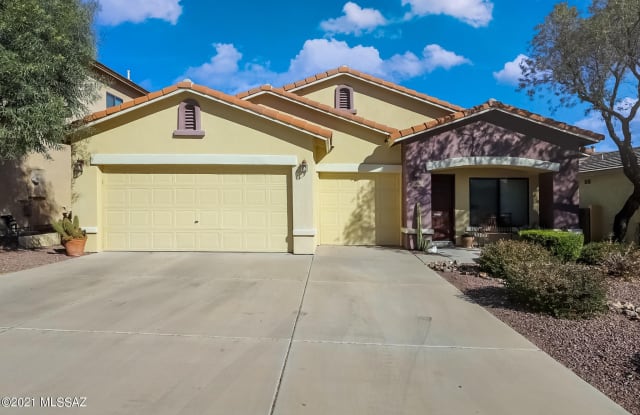 82 W Calle Tierra Sandia - 82 West Calle Tierra Sandia, Sahuarita, AZ 85629