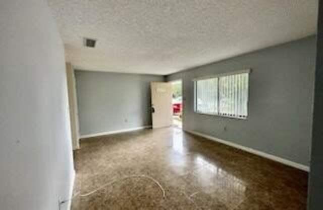 2370 N Tropical Trail