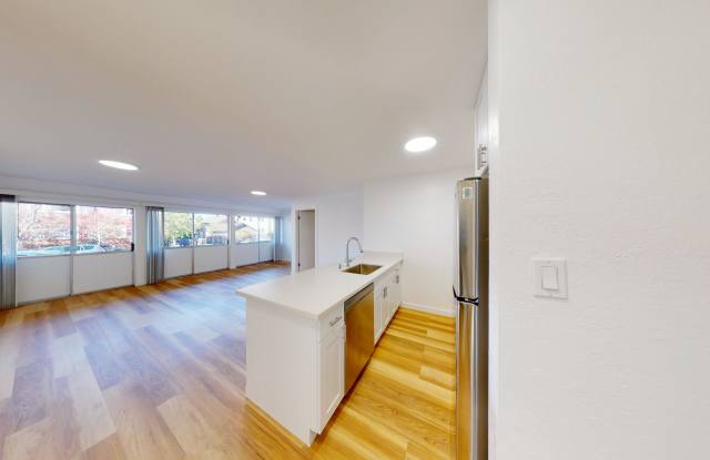 Photo of 2627 Hillegass Avenue