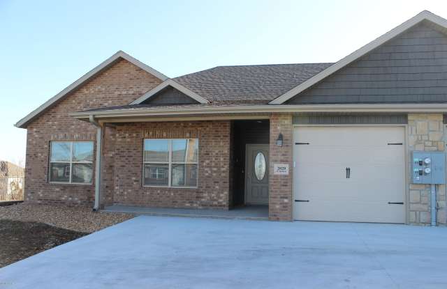 2020 W 26th Street - 2020 West 26th Street, Joplin, MO 64804