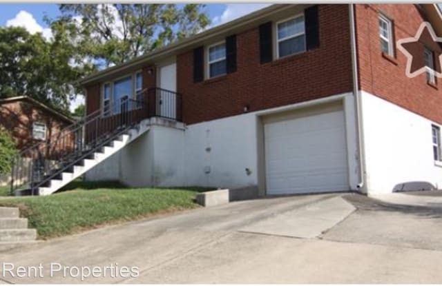 220 Crossland Ave - 220 Crossland Avenue, Clarksville, TN 37040