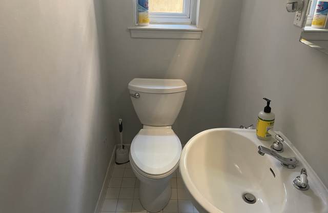 2907 Ellicott Street Northwest