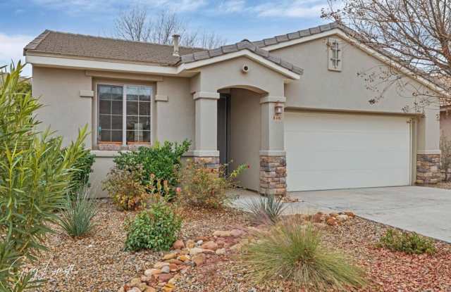 Cozy Home in Coral Canyon
