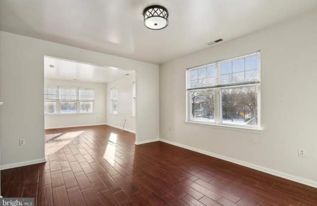 3711 PALISADES DRIVE