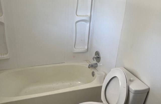 5918 Woodside Avenue