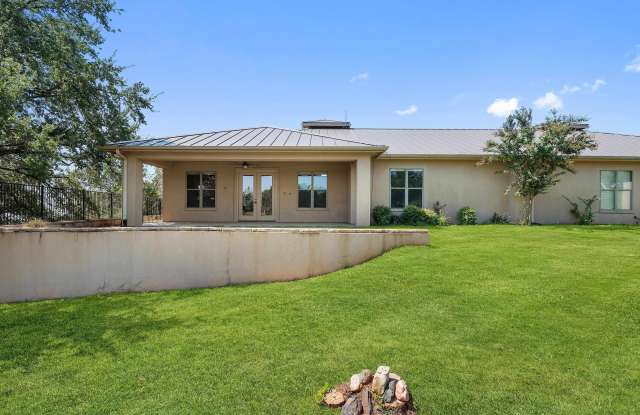 129 Hi Valley Unit B