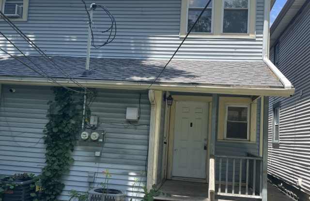 2107 E Michigan Street