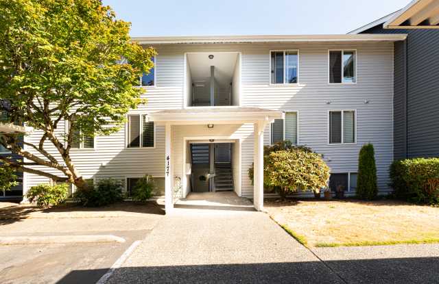 4177 W Lake Sammamish Parkway SE Unit A307 - 1